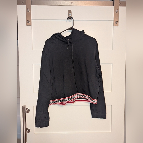 Women's Tommy Hilfiger Denim cotton cropped hooded top. Black and red. XXL - Picture 1 of 4